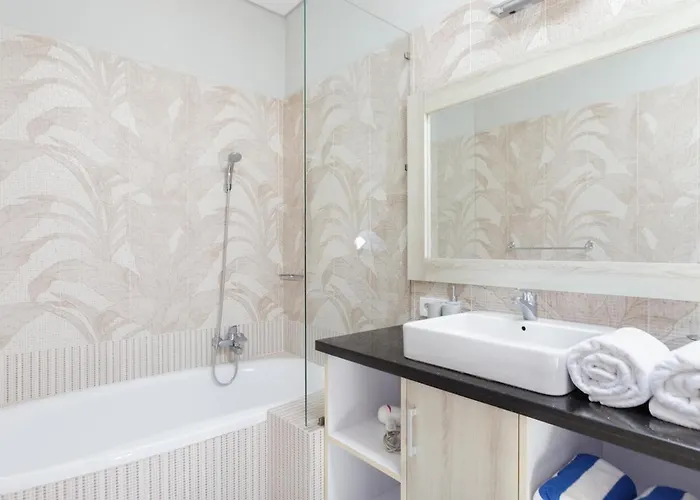 Villa Romantic With Private Pool In Legian